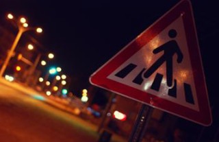 S点的指示意义和应用场景是什么？这个指示意义在实际操作中有哪些注意事项？