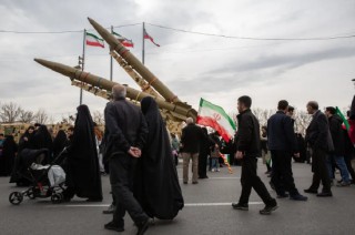 对伊朗统治者而言，拒绝美国要求是值得冒的风险