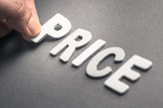 黄金价格为什么一直跌？黄金价格波动对投资策略有何影响？