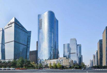 手握400亿元现金，四川硅王打出抗跌底牌  第1张