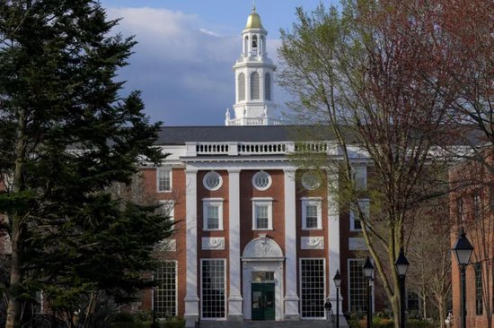 拒签才1天！美国恢复处理哈佛大学国际学生签证！  第1张