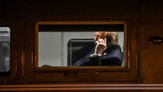 特朗普T1黄金手机悄然取消“美国制造”标签  第1张