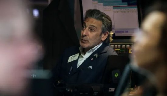 盘前:纳指期货跌1.28% “大空头”做空英伟达 第1张 盘前:纳指期货跌1.28% “大空头”做空英伟达 第1张