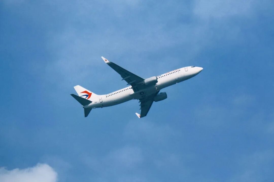 三大航：赴日航班免费退改，延期至明年3月底  第1张