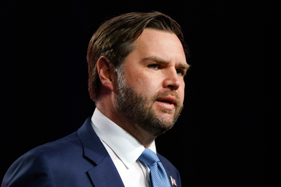 万斯发表“大规模移民就是偷走‘美国梦’”言论引争议,网友反问:你妻子不就是来自一个印度移民家庭吗? 第1张 万斯发表“大规模移民就是偷走‘美国梦’”言论引争议,网友反问:你妻子不就是来自一个印度移民家庭吗? 第1张